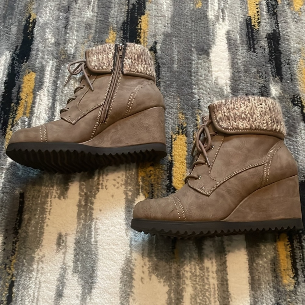 New booties - Picture 2 of 5